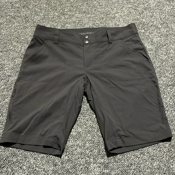 Columbia Shorts size M - Picture 1 of 6